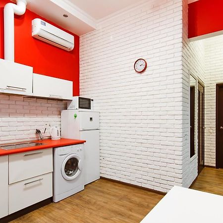 Modern Apartment In The City Center In A New Building Odesa Exterior photo